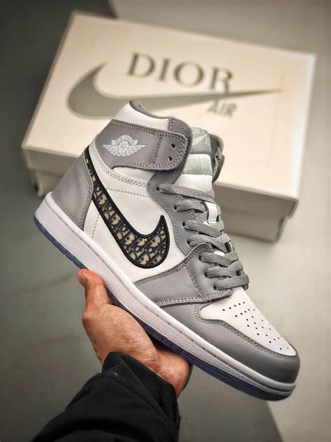 prix nike air dior|jordan 1 Dior high price.